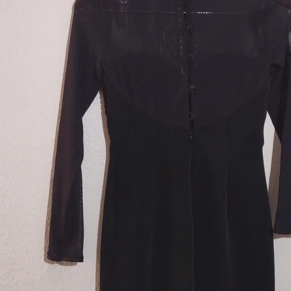 SLIGHTLY USED BLACK DRESS MESH FRONT - Picture 9 of 12